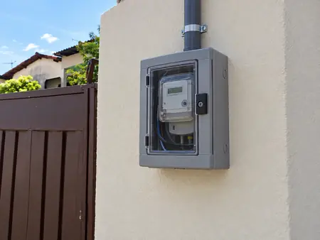 Padrão de entrada novo, com caixa padronizada e eletroduto